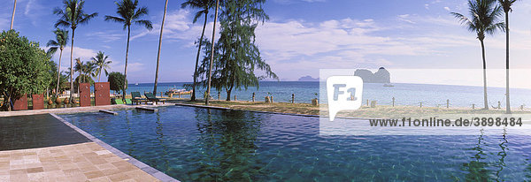 Swimmingpool am Strand  Insel Ko Hai oder Koh Ngai  Trang  Thailand  Asien