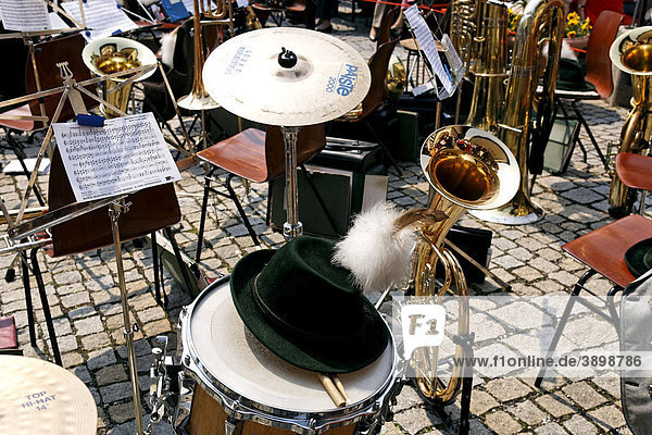 Bayerische Blasmusik Instrumente  Prien  Chiemgau  Oberbayern  Deutschland  Europa