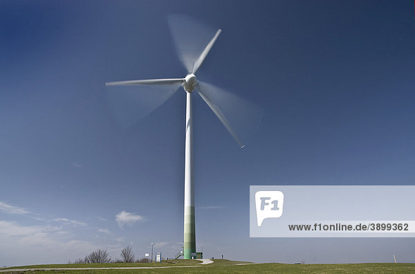 Windkraftanlage  München  Bayern  Deutschland  Europa