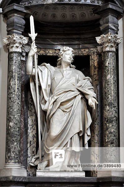 Statue Apostel Thaddaeus  Mittelschiff  Basilika San Giovanni in Laterano  Rom  Latium  Italien  Europa
