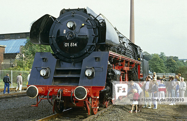 Express Dampflok 01 514 in der 150-Jahr-Jubiläums-Ausstellung der DB  Deutsche Bahn  Bochum Dalhausen  Nordrhein-Westfalen  Deutschland  Europa  im Jahr 1985
