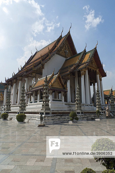 Buddhistischer Tempel  Wat Suthat  Bangkok  Thailand  Südostasien  Asien