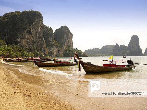Nördliche Bucht mit Strand Ao Ton Sai  Halbinsel Railey  Rai Leh  Andamanensee  Provinz Krabi  Thailand  Asien