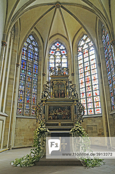 Altar  St Johannis Kirche  Johanniskirche  Herford  Ostwestfalen  Nordrhein-Westfalen  Deutschland  Europa