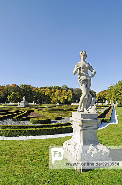Skulptur  Schlosspark  Schloss Nordkirchen  Wasserschloss  Kreis Coesfeld  Münsterland  Nordrhein-Westfalen  Deutschland  Europa