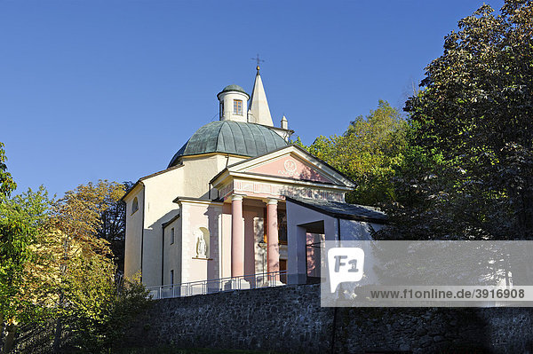 Wallfahrtskirche Notre Dame de Tout-Pouvioir über St. Marcel  Aostatal  Piemont  Italien  Europa