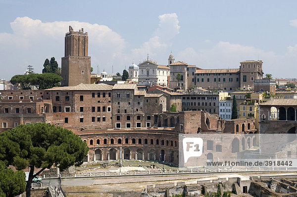 Trajansmärkte und Milizturm  Rom  Italien  Europa