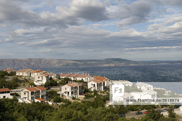 Ausblick auf die Kvarner Bucht bei Senj  Kroatien  Europa