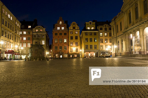 Nachtaufnahme Marktplatz in der Altstadt Gamla Stan  Stockholm  Schweden  Skandinavien  Europa