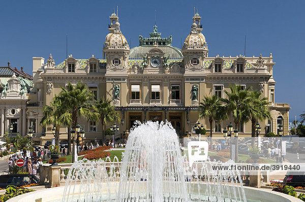 Brunnen am Casino Monte Carlo  Cote d'Azur  Monaco  Europa