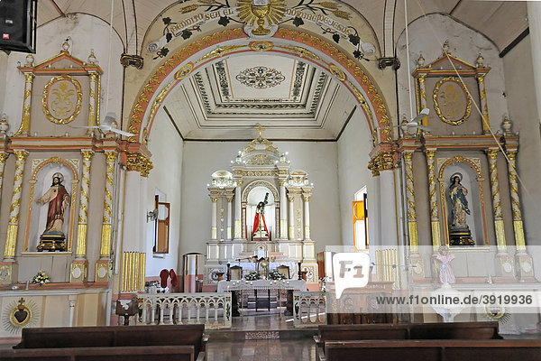 Interior  Church of El Calvario  Leon  Nicaragua  Central America