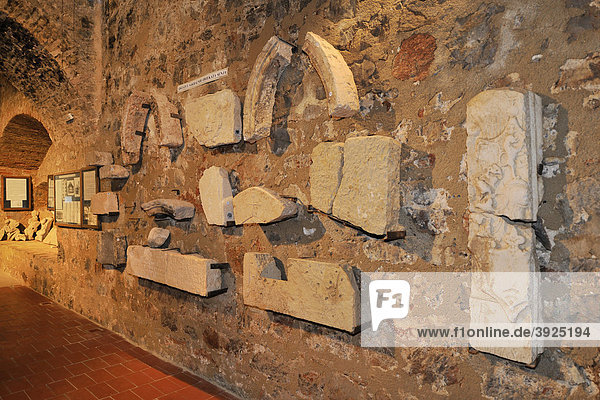 Museum in der Burg Nehaj bei Senj  Kroatien  Europa