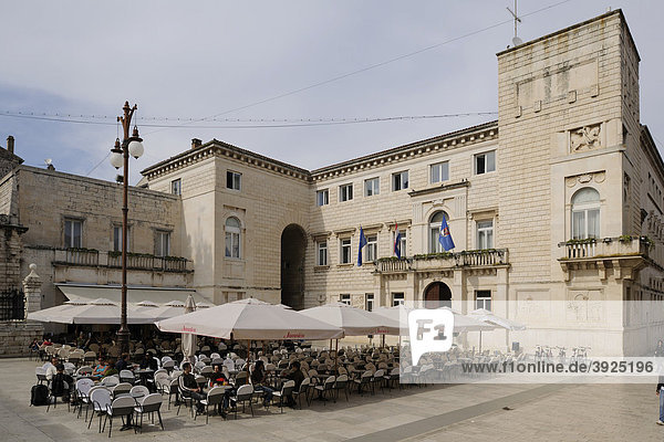Platz Narodni trg in Zadar  Kroatien  Europa