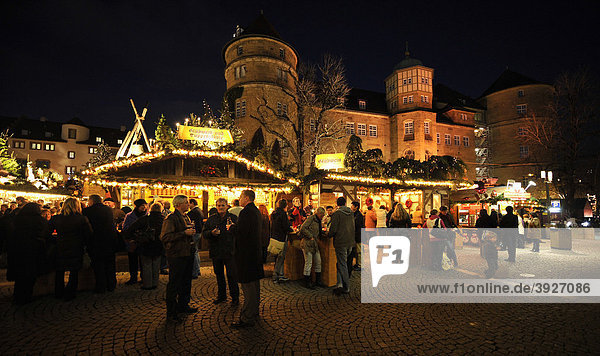 Weihnachtsmarkt Stuttgart  Altes Schloss  Baden-Württemberg  Deutschland  Europa
