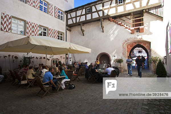 Wasserschloss Glatt  Cafe im Schlosshof  Glatt  Schwarzwald  Baden-Württemberg  Deutschland  Europa