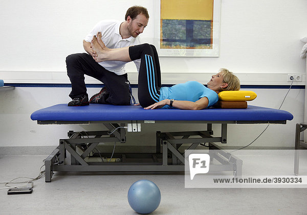 Physiotherapy exercises  physical therapy in a neurological rehabilitation centre  Bonn  North Rhine-Westphalia  Germany  Europe