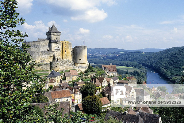 Mittelalterliche Burg  Ch‚teau de Castelnaud  Dordogne  PÈrigord  Frankreich  Europa