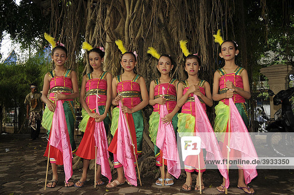 Students at a student performance of a traditional Javanese dance theater piece  Ramayama  Yogyakarta  Java  Indonesia  Southeast Asia