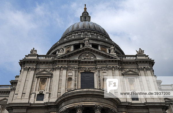 St. Paul's Kathedrale Detail St. Paul's Church Yard London England Großbritannien Europa