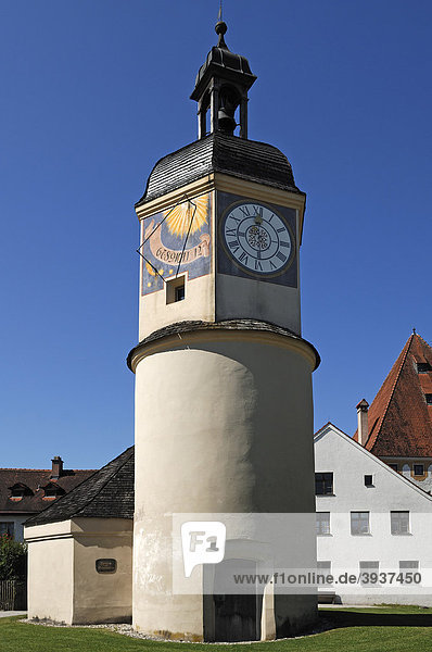 Alter Uhrturm  16. Jhd.  auf der Burganlage Burghausen  Burg Nr. 48  Burghausen  Oberbayern  Deutschland  Europa
