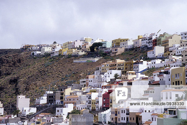 Häuser am Berghang bei La Lomada  Hauptstadt San Sebastian  La Gomera  Kanarische Inseln  Spanien  Europa
