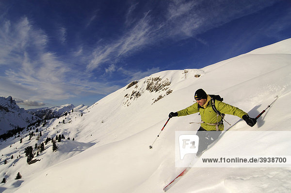 Ski tour  Mt. Grosser Jaufen  Pragser Tal  Hochpustertal valley  South Tyrol  Italy  Europe