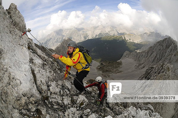 Climbers  Innsbrucker Klettersteig via ferrata  Karwendelgebirge mountains  Innsbruck  Tyrol  Austria  Europe