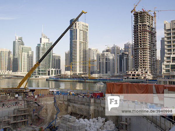 Fundament einer Großbaustelle im Stadtteil Dubai Marina  Dubai  Vereinigte Arabische Emirate  Naher Osten