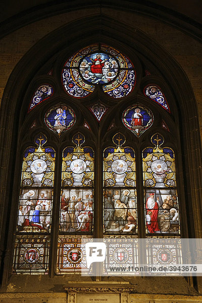 Kirchenfenster  Kirche Saint Nizier  Lyon  DÈpartement RhÙne  Region RhÙne-Alpes  Frankreich  Europa