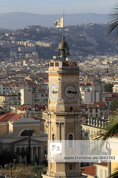 Place Saint Francois mit Turm des ehemaligen Rathaus  Nizza  DÈpartement Alpes Maritimes  RÈgion Provence Alpes CÙte d'Azur  Südfrankreich  Frankreich  Europa