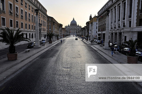 Dom St. Peter Petersdom Via della Conziliazione Rom Latium Italien Europa