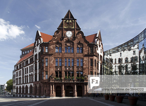 Altes Stadthaus am Friedensplatz  Dortmund  Nordrhein-Westfalen  Deutschland  Europa
