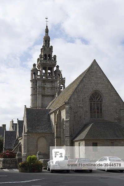 Die Kirche Notre-Dame-de-Kroaz-Baz in Roscoff  Finistere  Bretagne  Frankreich  Europa