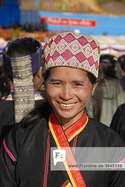 Kleidung Frauen Laos
 silicon valley 2022