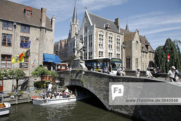 Mooring for boat tours through canals  historic center of Bruges  Flanders  Belgium  Europe