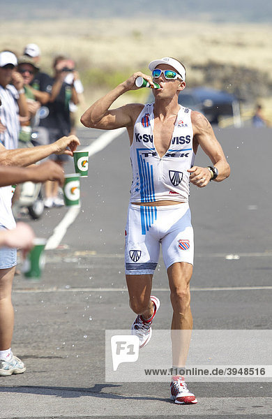 The American professional triathlete Chris Lieto on the running course of the Ironman Triathlon World Championship in Kona  Hawaii  USA