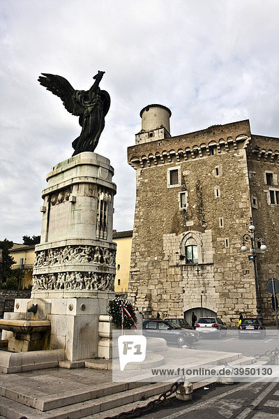 Burg Rocca dei Rettori  Museum del Sannio  Verwaltungsgebäude der Provinz Benevento  Sannio  Kampanien  Italien  Europa
