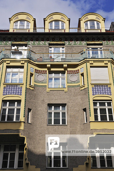 Jugendstilfassade  Adalbertstraße  Maxvorstadt  München  Bayern  Deutschland  Europa