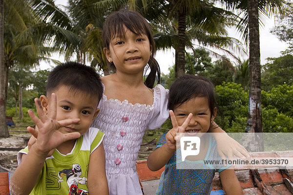 Vietnamese children in Vietnam  Asia