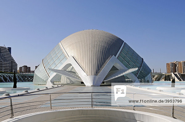 L'Hemisferic  Imax Kino  Planetarium  Ciudad de las Artes y de las Ciencias  Stadt der Künste und der Wissenschaften  Architekt Santiago Calatrava  Valencia  Spanien  Europa