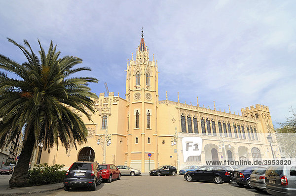 Palacio Municipal de la Exposicion  Palau  Museum  Ausstellungen  Palast  Valencia  Spanien  Europa