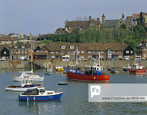 Hafen von Folkestone  Kent  England  Großbritannien  Europa