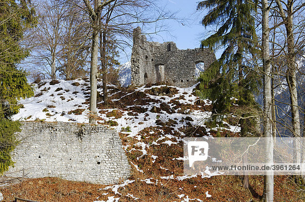Ruine Burg Werdenfels  Garmisch-Partenkirchen  Werdenfelser Land  Oberbayern  Bayern  Deutschland  Europa