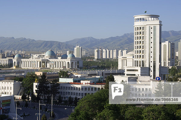 Regierungs- und Wohngebäude  Aschgabat  Turkmenistan
