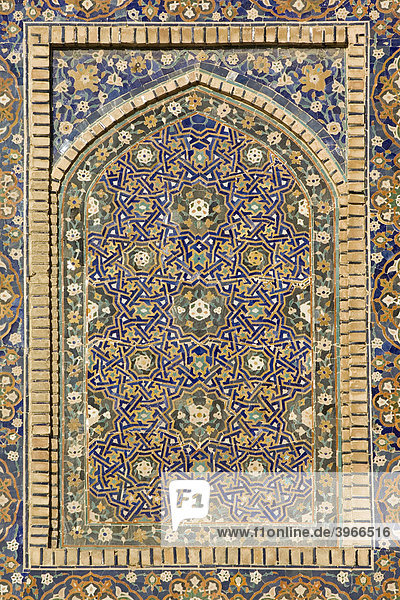 Medrese Mir-e Arab  Mosaiken der Fassade  Buchara  Welterbe der UNESCO  Usbekistan