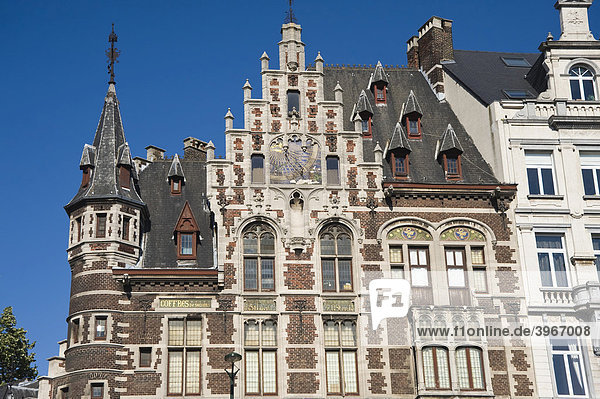 Altes Haus und Sonnenuhr  Coudenberg  Brüssel  Brabant  Belgien  Europa