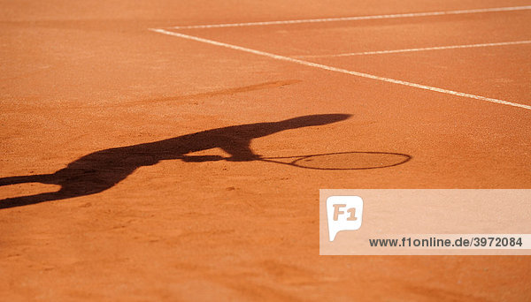 Schatten eines Tennisspielers