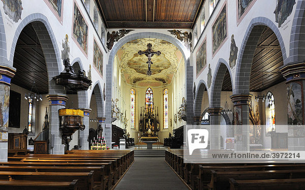Innenaufnahme St. Stephanskirche in Konstanz  Bodensee  Baden-Württemberg  Deutschland  Europa