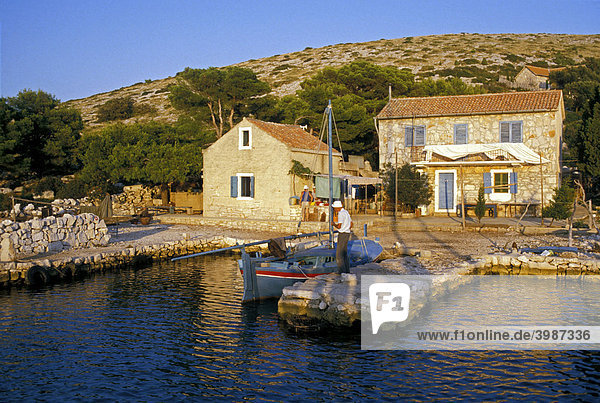 Fischerhafen  Insel Kornati  Dalmatien  Kroatien