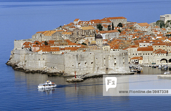 Hafen von Dubrovnik  Dalmatien  Kroatien